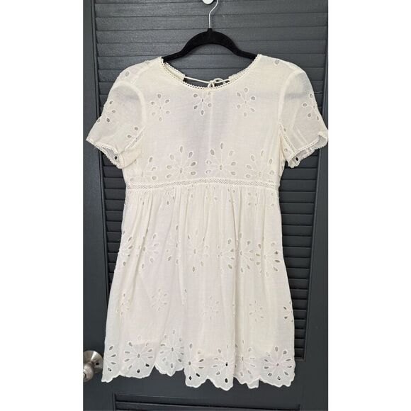 Zara Small White Eyelet Mini Dress Romper Pockets - Picture 1 of 8